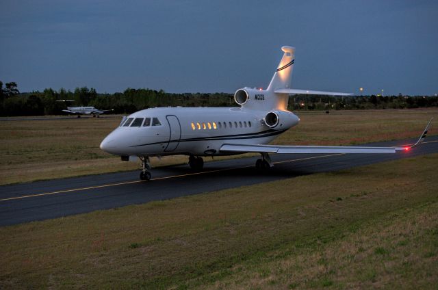 Dassault Falcon 900 (N131DS) - Departure taxi runway 7 last day Masters 2018