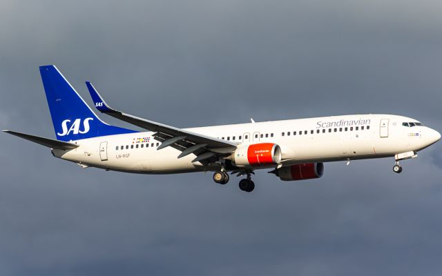 Boeing 737-800 (LN-RGF)