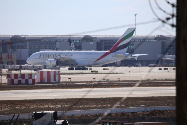 Airbus A380-800 (A6-EVL)