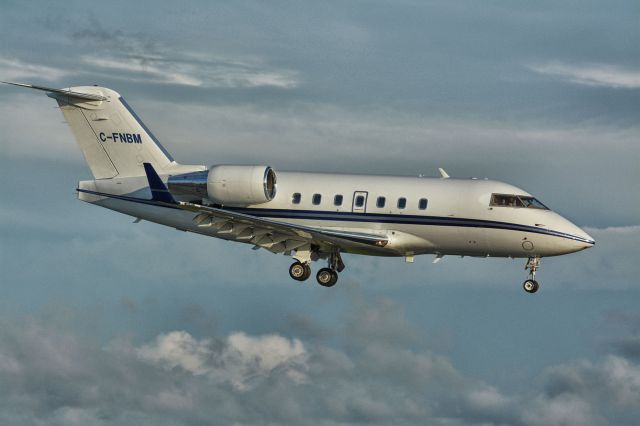 Canadair Challenger (C-FNBM) - Visiting CYHU on 26-09-2019