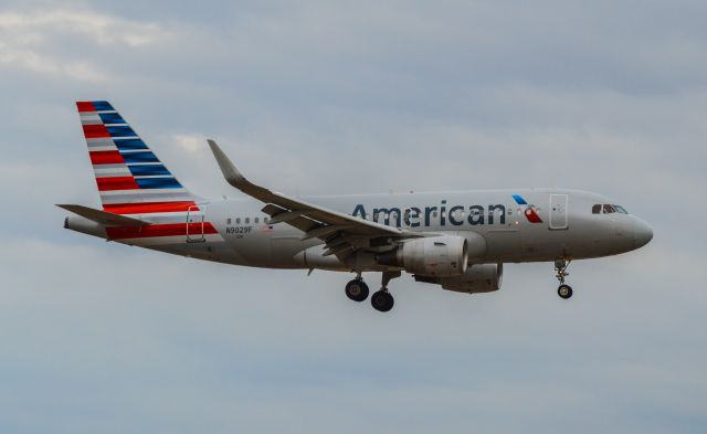 Airbus A319 (N9029F) - Shot with a Nikon D3200 w/ Nikkor 70-300mmbr /Best viewed in Full Size