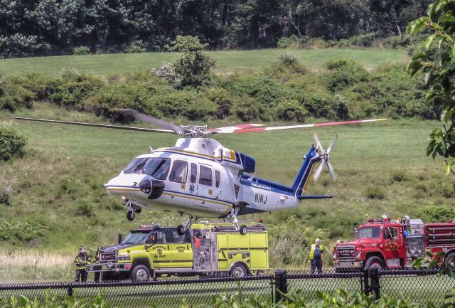 BELL-AGUSTA AB-139 (N1NJ) - Photo of an actual medivac. Otherwise, this helicopter is used for the Governor of New Jersey. 