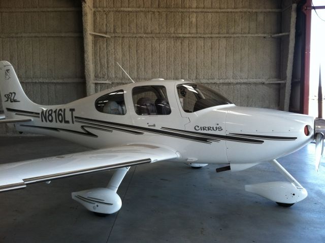 Cirrus SR-22 (N816LT)