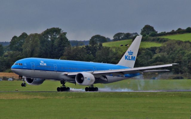 Boeing 777-200 (PH-BQE) - klm b777-2 ph-bqe diverting to shannon for fuel while enroute from cali (colombia) to amsterdam 9/8/15.