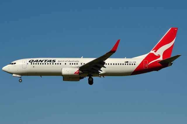 Boeing 737-800 (VH-VZM)