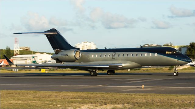 Bombardier Global Express (N18NN)