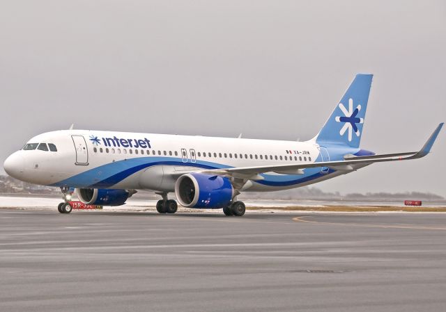 Airbus A320 (XA-JRM) - Interjet A320 @ KBOS Logan 01/12/18