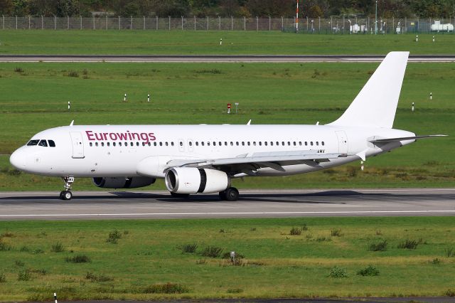 Airbus A320 (9H-AMV)