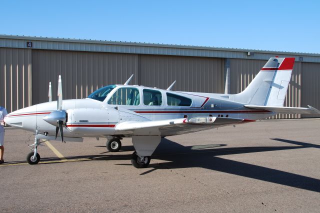 Beechcraft 55 Baron (N848JM)