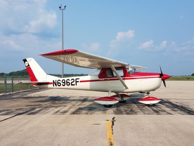 Cessna Commuter (N6962F) - Whiteside County Airport 4 August 2021br /Exactly a year ago this pretty little Cessna 150 visited our airport. Here she is again, today.br /Gary C Orlando Photos 