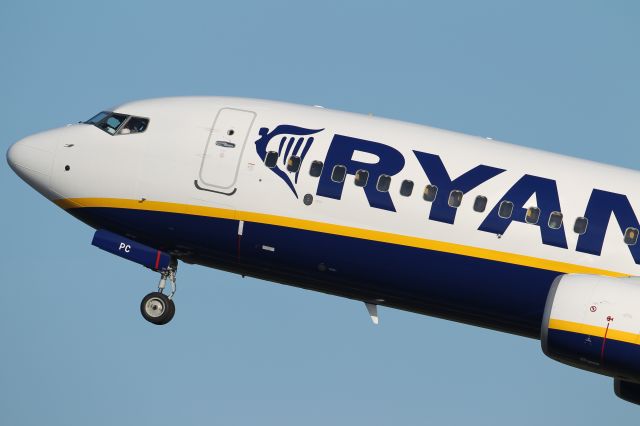 Boeing 737-800 (EI-DPC)