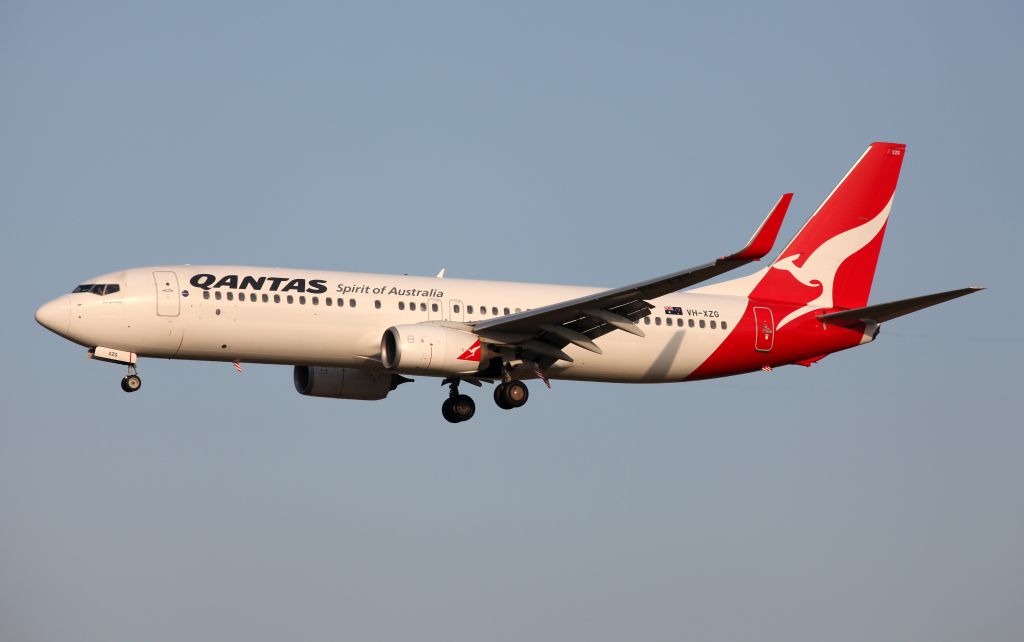 Boeing 737-800 (VH-XZG) - Bungendore Short Final To Rwy 16R