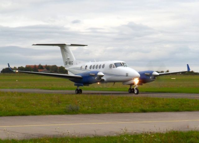 Beechcraft Super King Air 200 (SP-NXG)