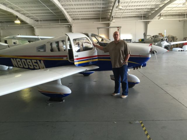Piper Cherokee (N8095M)