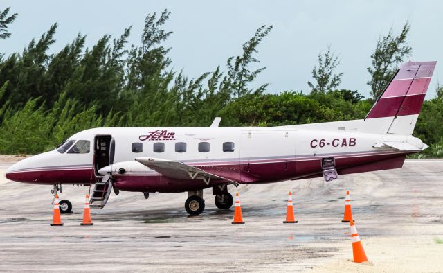 Embraer EMB-110 Bandeirante (C6-CAB)