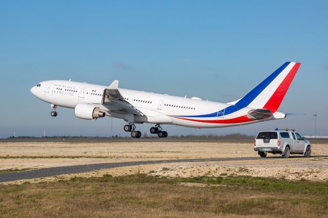 Airbus A330-200 (F-RARF)