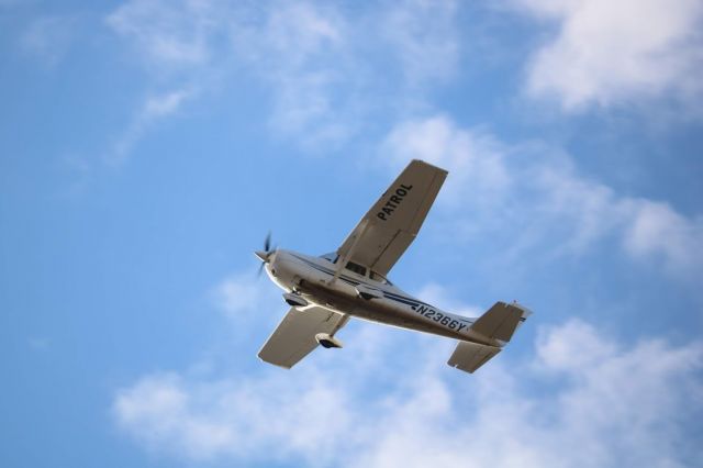 Cessna Skylane (N2366Y) - Out flying my RC & get a low pass est. 400 AGL  pipeline patrol.br /222030230000100, Gypsum, KS 67210