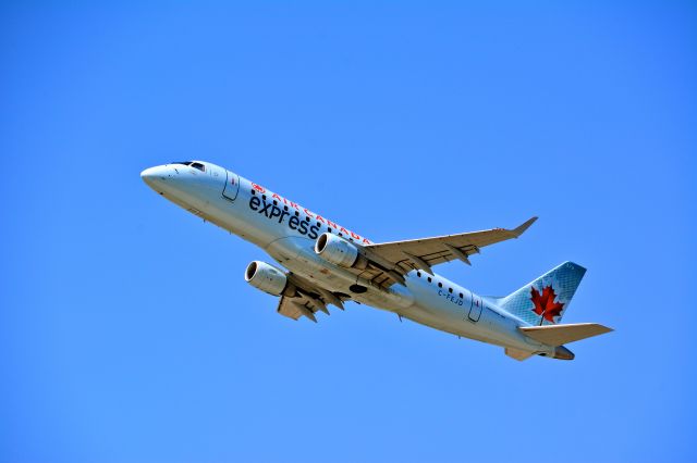 Embraer ERJ 175 (C-FEJD)