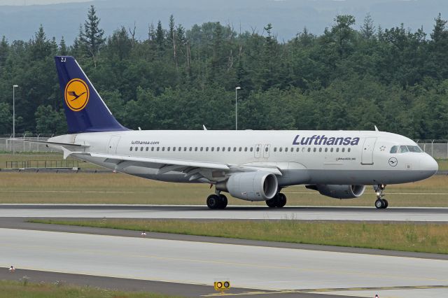 Airbus A320 (D-AIZJ)