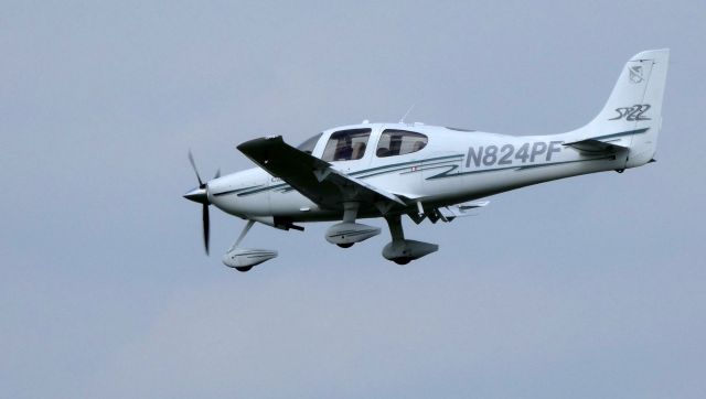 Cirrus SR-22 (N824PF) - On final is this 2003 Cirrus SR22 in the Spring of 2019.