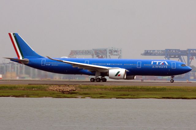 Airbus A330-900 (EI-HJN)