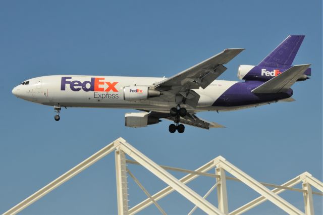 McDonnell Douglas DC-10 (N370FE) - One of the oldest birds in the active fedex fleet, ex-United, 1972 build Line number 26. Shot at KIND 02-27-16.