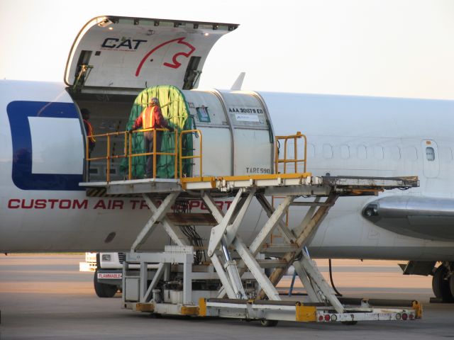 BOEING 727-200 (N8887Z)