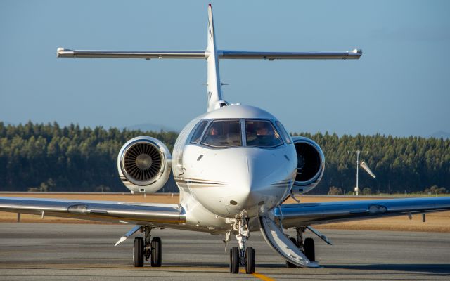 Hawker 800 (VH-MQY)