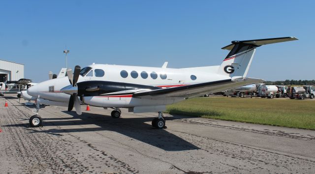 Beechcraft Super King Air 200 (N106GB) - A Beechcraft B200 Super King Air of the University of Georgia at Carl T. Jones Field, Huntsville, AL - September 23, 2016.