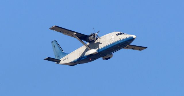 Short SD3-60 (N642AN) - phoenix sky harbor 13DEC19