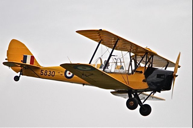 C-FCLE — - WINDSOR AIR SHOW,2011