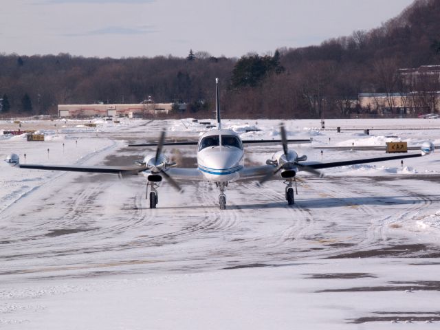 Piper Cheyenne (N37TW) - Departure runway 26.