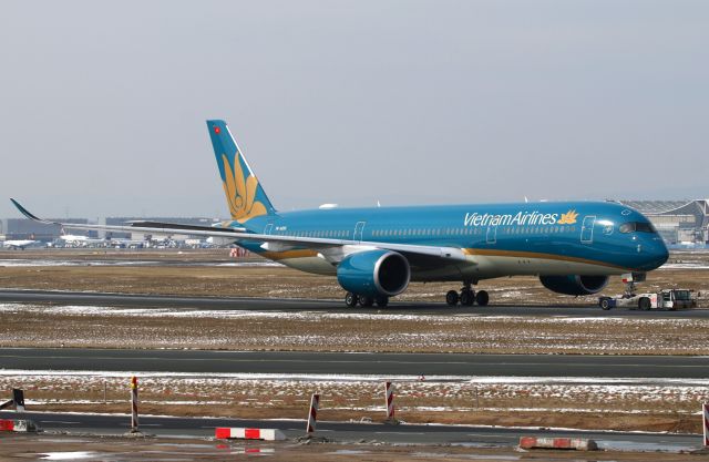 Airbus A350-900 (VN-A890)