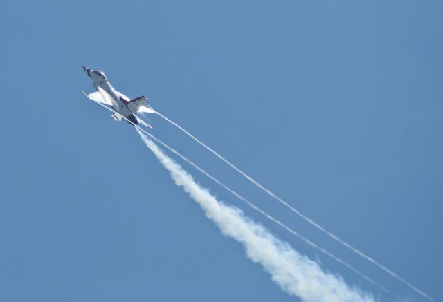 Lockheed F-16 Fighting Falcon (87-0331)