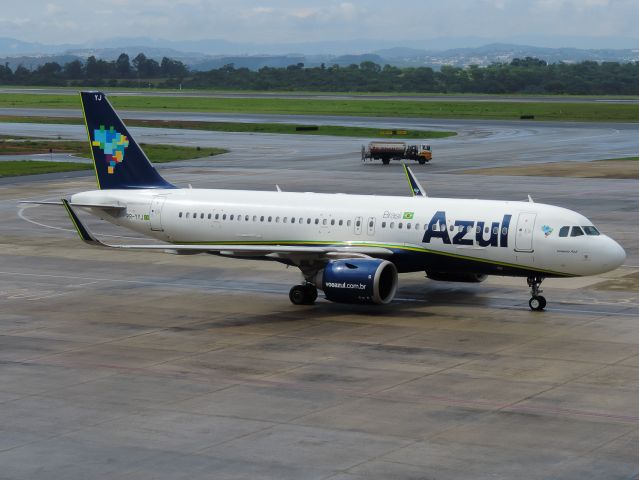PR-YYJ — - Ex-PR-OBH Avianca Brasil