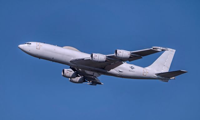 Boeing E-6 Mercury —