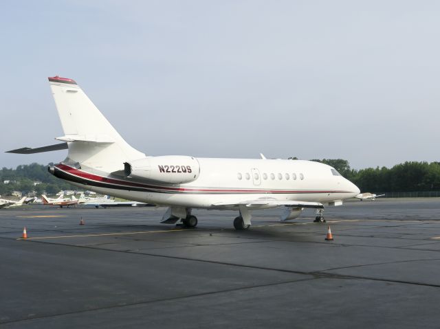Dassault Falcon 2000 (N222QS)