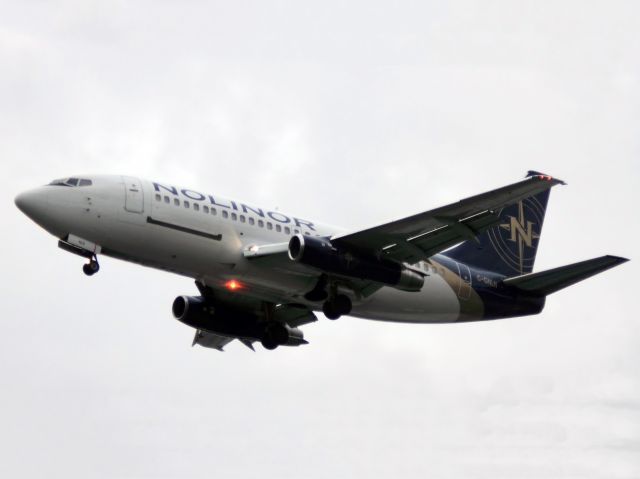 Boeing 737-700 (C-GNLN) - An older Boeing 737. CN 2305.