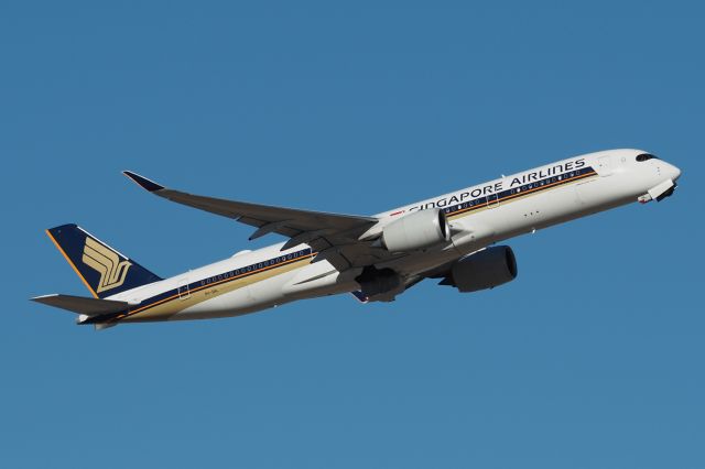 Airbus A350-900 (9V-SHL) -  Airbus A350-900 cn 371. Singapore Airlines 9V-SHL YPPH 04 March 2022