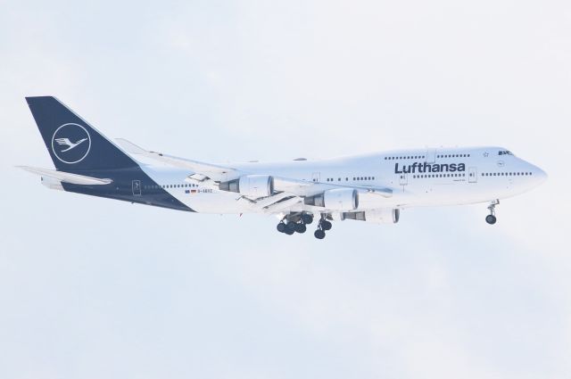Boeing 747-400 (D-ABVZ)