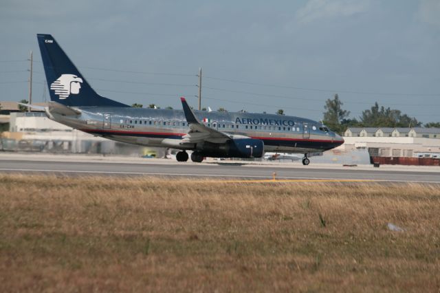 Embraer 170/175 (XA-CAM) - Take off from Miami