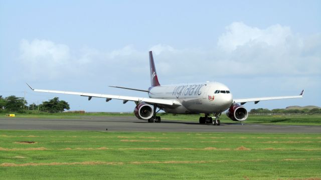 Airbus A330-300 (G-VGBR)