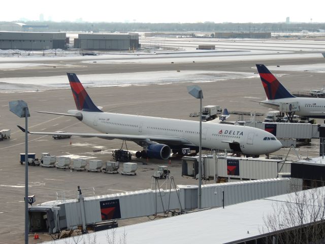 Airbus A330-300 (N808NW)