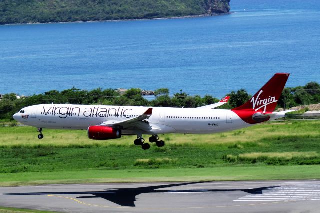 Airbus A330-300 (G-VWAG)