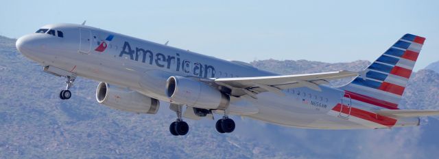 Airbus A320 (N656AW) - phoenix sky harbor international airport 07MAR20