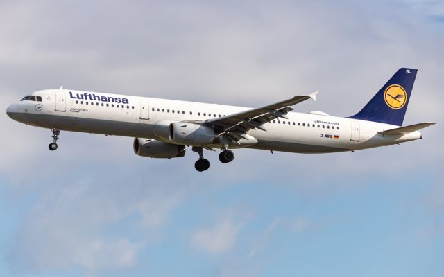 Airbus A321 (D-AIRL)