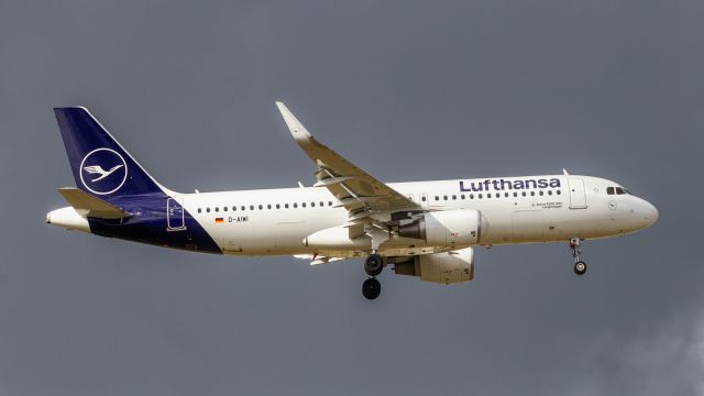 Airbus A320 (D-AIWI)