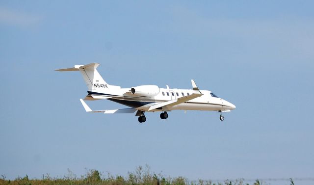 Learjet 45 (N545K) - Landing