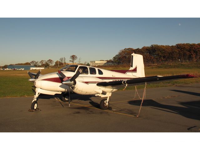 Beechcraft Twin Bonanza (N295DE) - Great aircraft - very rare to find!