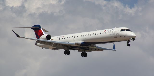 Canadair Regional Jet CRJ-900 (N822SK)